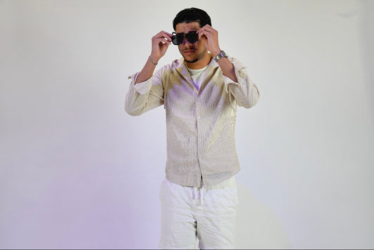 Long-Sleeve Shirt with a Relaxed Fit